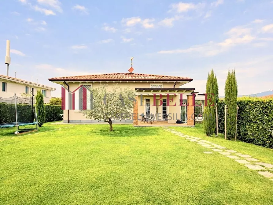 Immagine 53 di Villa in affitto  a Forte Dei Marmi