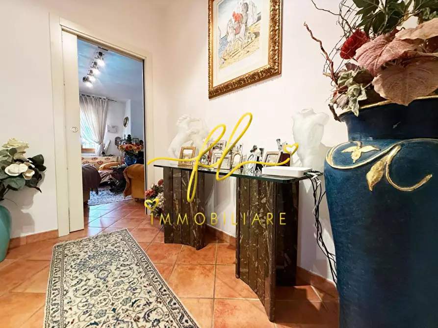 Immagine 30 di Appartamento in vendita  a Cecina