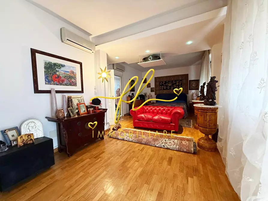 Immagine 26 di Appartamento in vendita  a Cecina