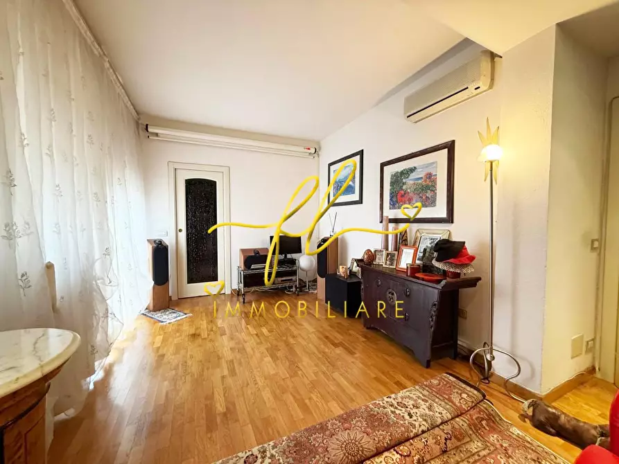 Immagine 29 di Appartamento in vendita  a Cecina