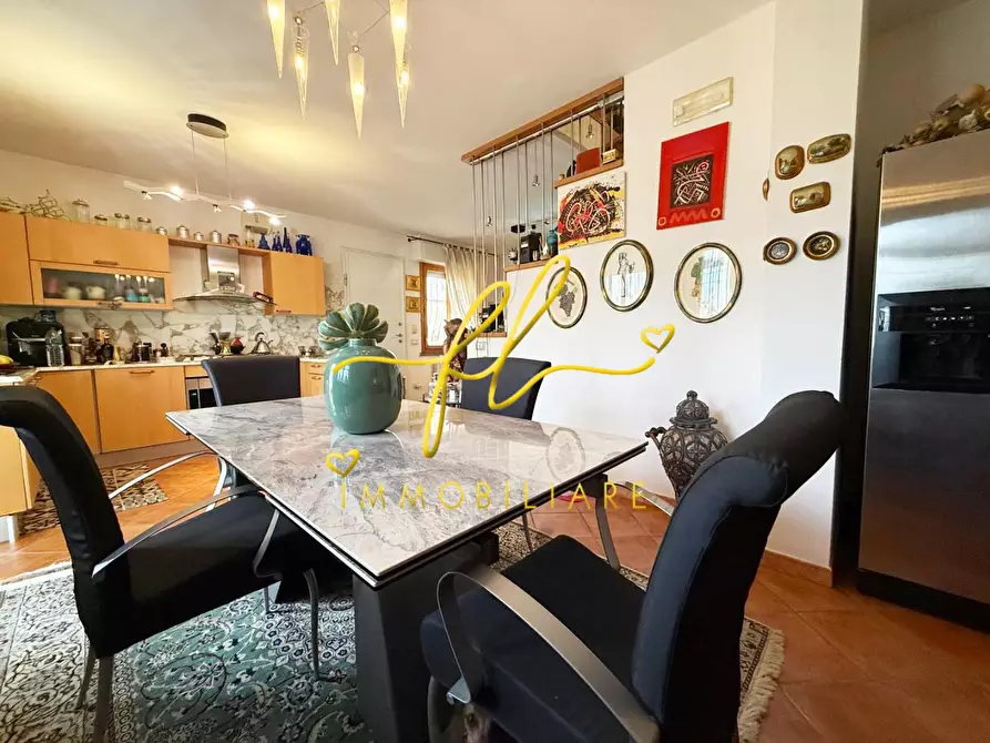 Immagine 9 di Appartamento in vendita  a Cecina