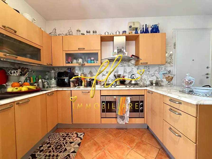 Immagine 6 di Appartamento in vendita  a Cecina