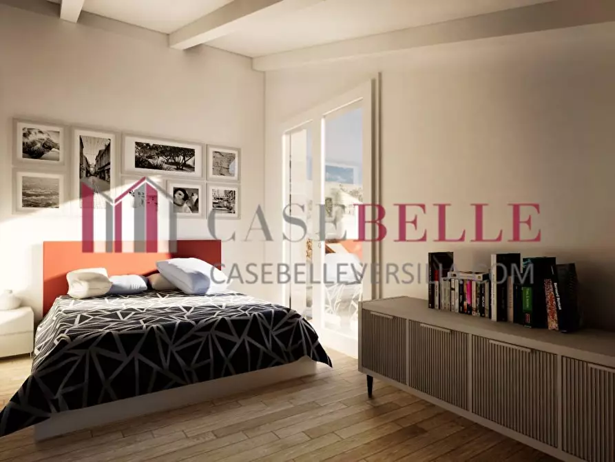 Immagine 9 di Casa trifamiliare in vendita  a Camaiore