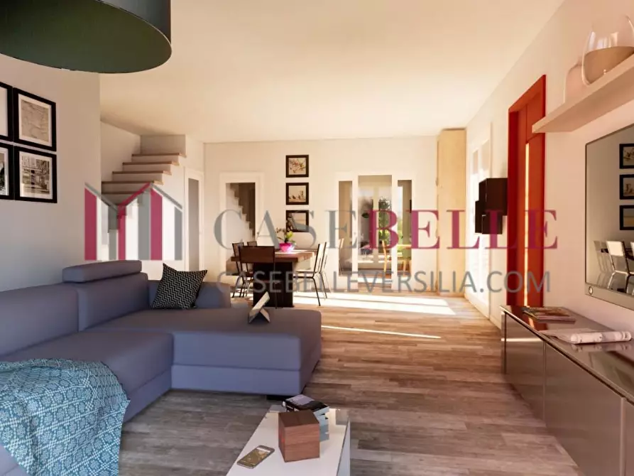 Immagine 20 di Casa trifamiliare in vendita  a Camaiore