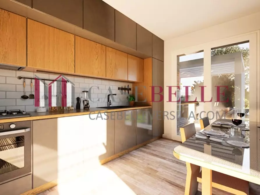 Immagine 21 di Casa trifamiliare in vendita  a Camaiore