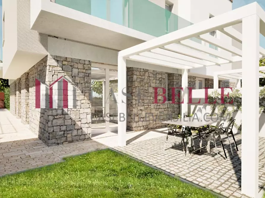 Immagine 24 di Casa trifamiliare in vendita  a Camaiore