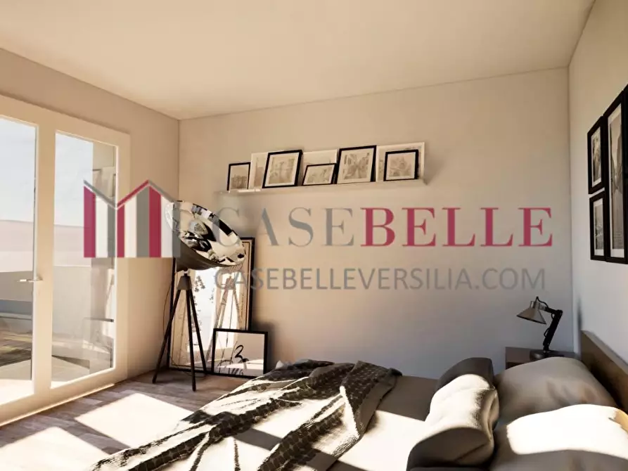 Immagine 15 di Casa trifamiliare in vendita  a Camaiore