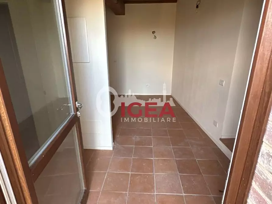 Immagine 3 di Appartamento in vendita  a Sovicille