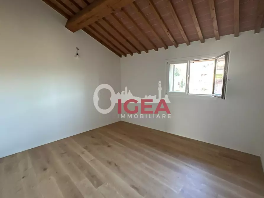 Immagine 37 di Appartamento in vendita  a Sovicille