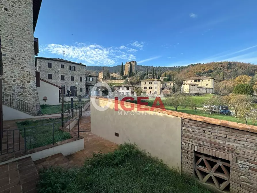 Immagine 21 di Appartamento in vendita  a Sovicille