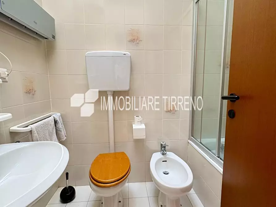 Immagine 17 di Villetta a schiera in vendita  a Massa