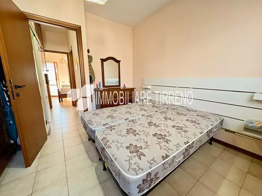 Immagine 15 di Villetta a schiera in vendita  a Massa