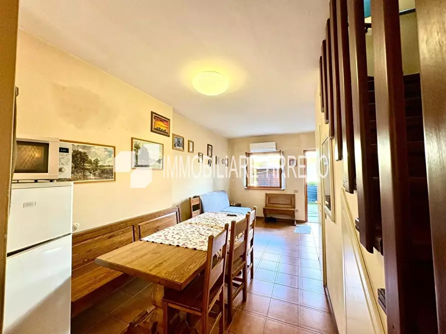 Immagine 4 di Villetta a schiera in vendita  a Massa