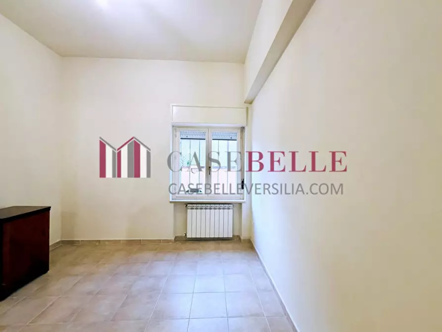 Immagine 15 di Appartamento in vendita  a Camaiore