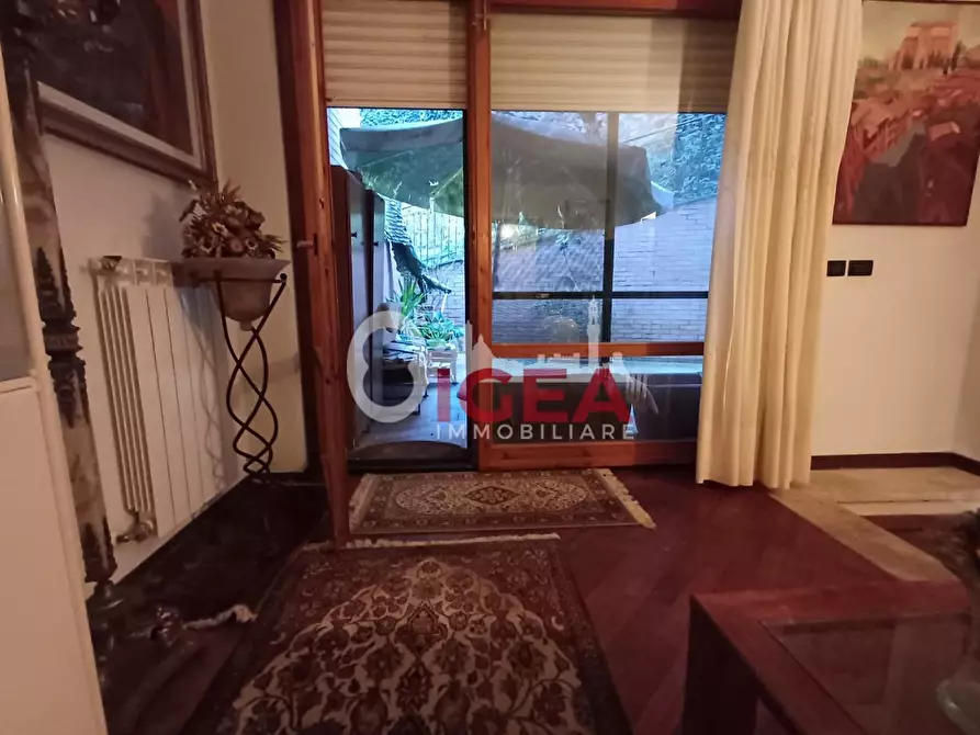 Immagine 23 di Appartamento in vendita  a Siena