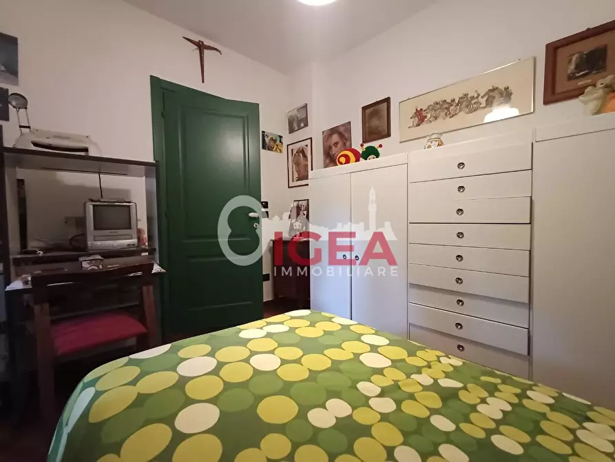 Immagine 13 di Appartamento in vendita  a Siena