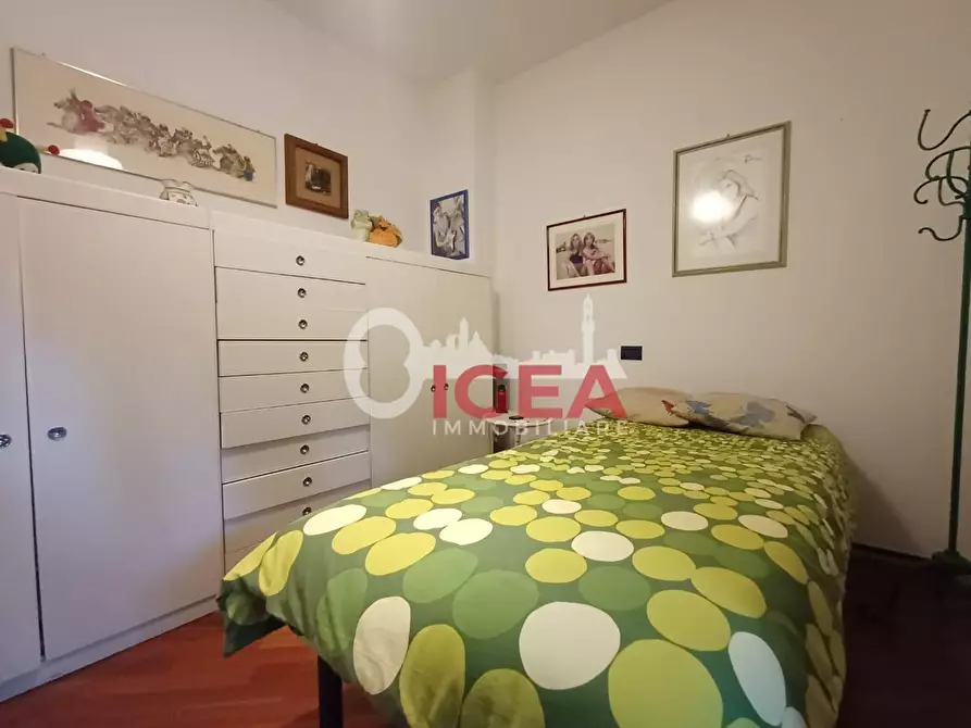 Immagine 11 di Appartamento in vendita  a Siena