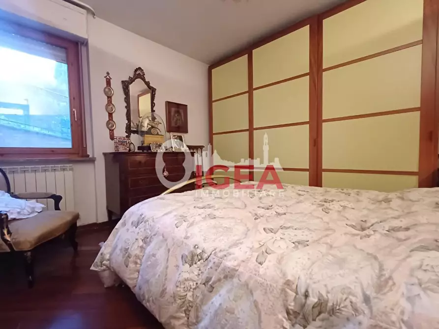 Immagine 18 di Appartamento in vendita  a Siena