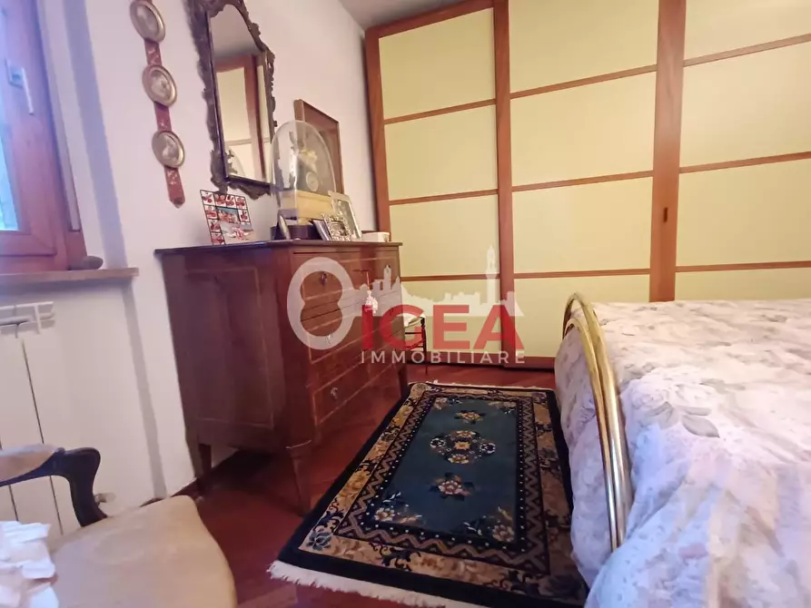 Immagine 21 di Appartamento in vendita  a Siena