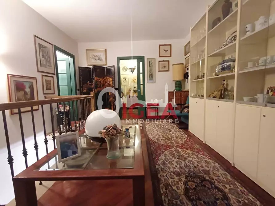 Immagine 33 di Appartamento in vendita  a Siena