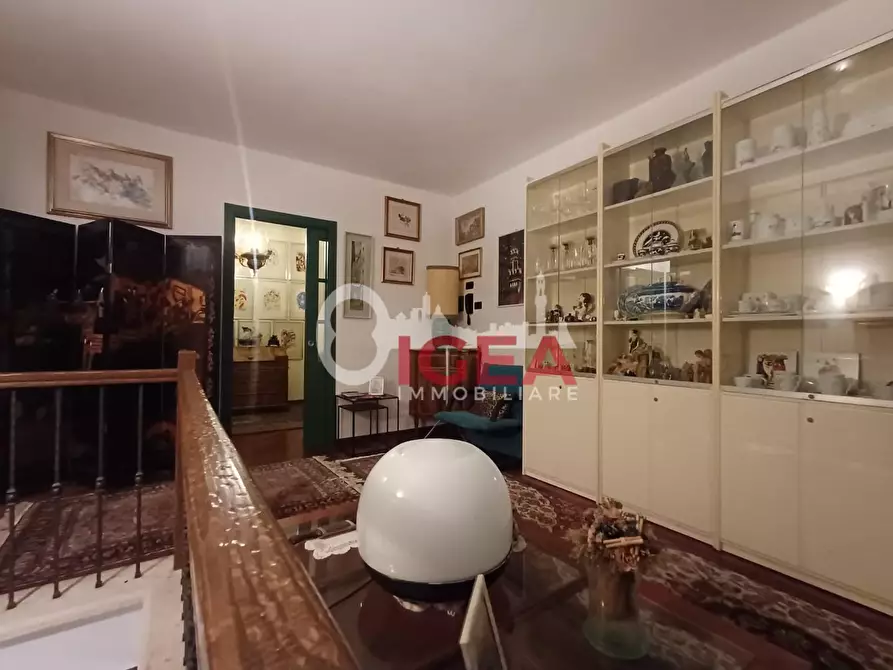 Immagine 3 di Appartamento in vendita  a Siena