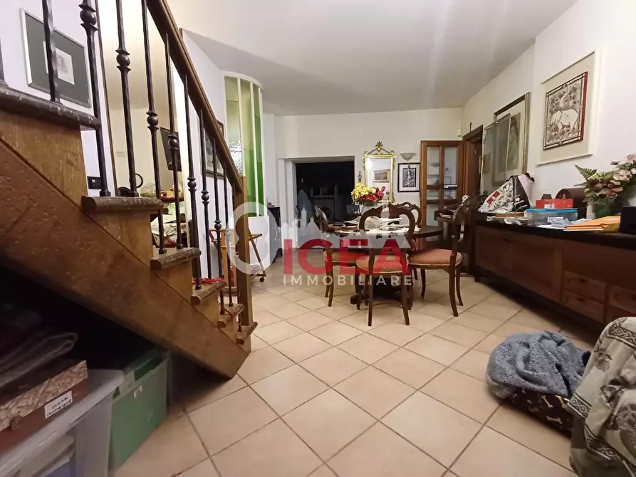 Immagine 52 di Appartamento in vendita  a Siena