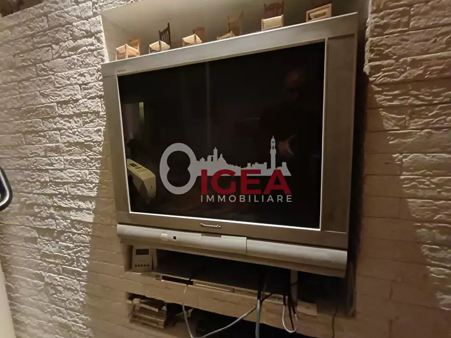 Immagine 45 di Appartamento in vendita  a Siena