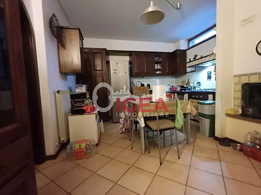 Immagine 42 di Appartamento in vendita  a Siena