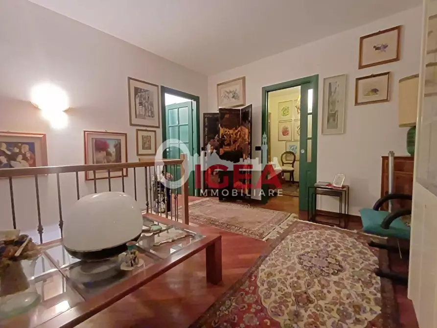 Immagine 1 di Appartamento in vendita  a Siena