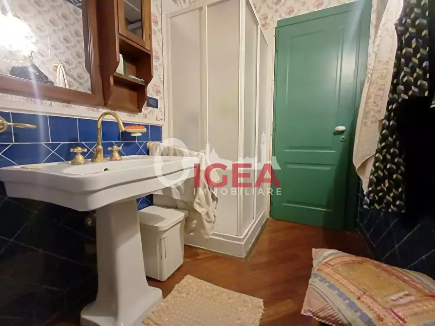 Immagine 16 di Appartamento in vendita  a Siena