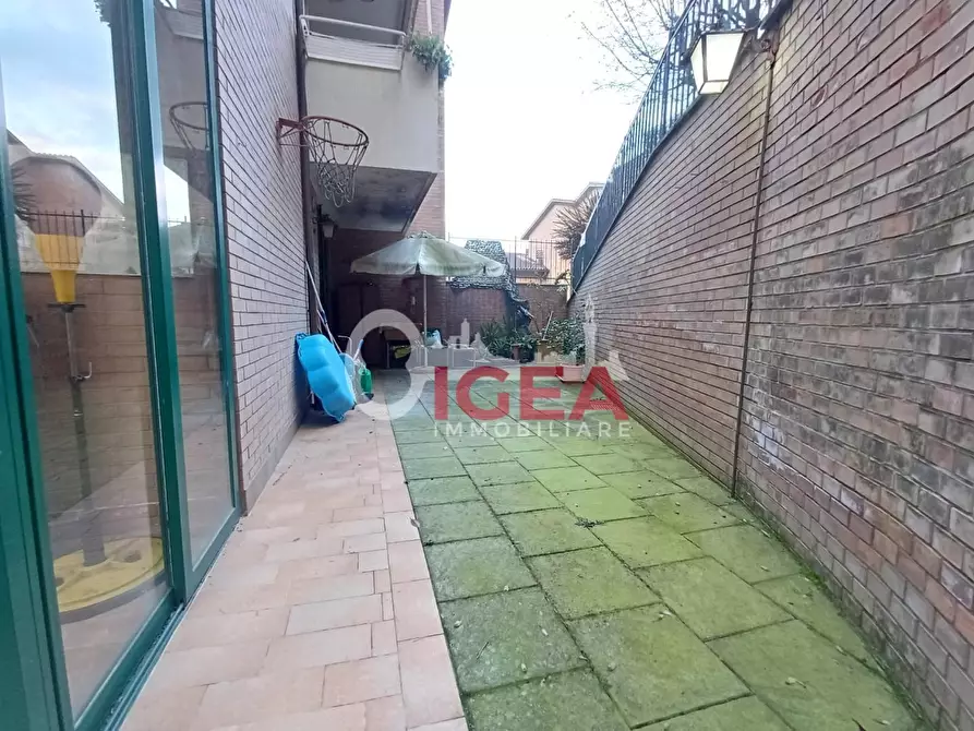 Immagine 28 di Appartamento in vendita  a Siena