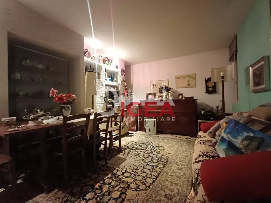 Immagine 48 di Appartamento in vendita  a Siena