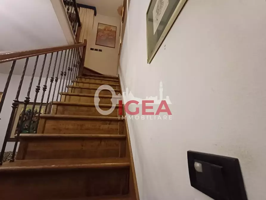 Immagine 35 di Appartamento in vendita  a Siena