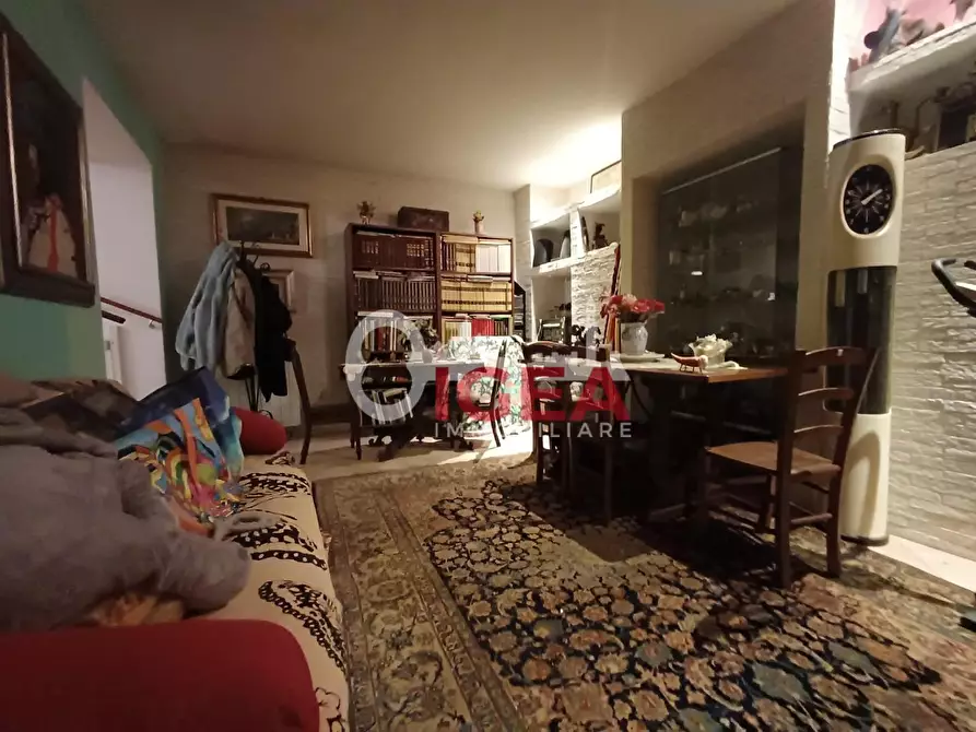 Immagine 46 di Appartamento in vendita  a Siena