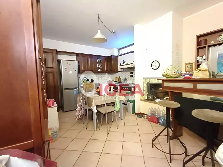 Immagine 39 di Appartamento in vendita  a Siena