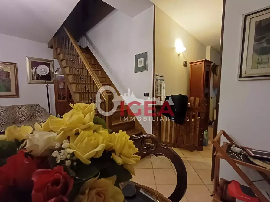 Immagine 56 di Appartamento in vendita  a Siena