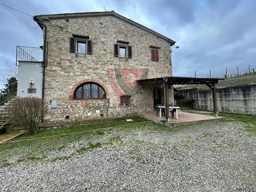 Immagine 2 di Appartamento in vendita  a Casole D'elsa