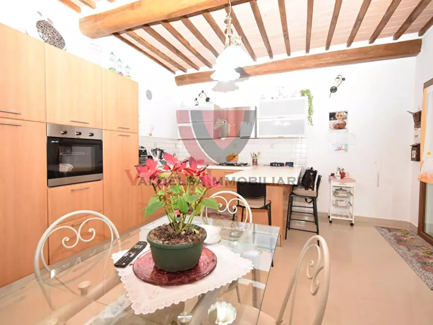 Immagine 17 di Appartamento in vendita  a Casole D'elsa