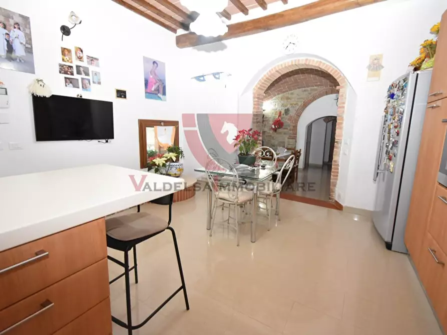 Immagine 21 di Appartamento in vendita  a Casole D'elsa