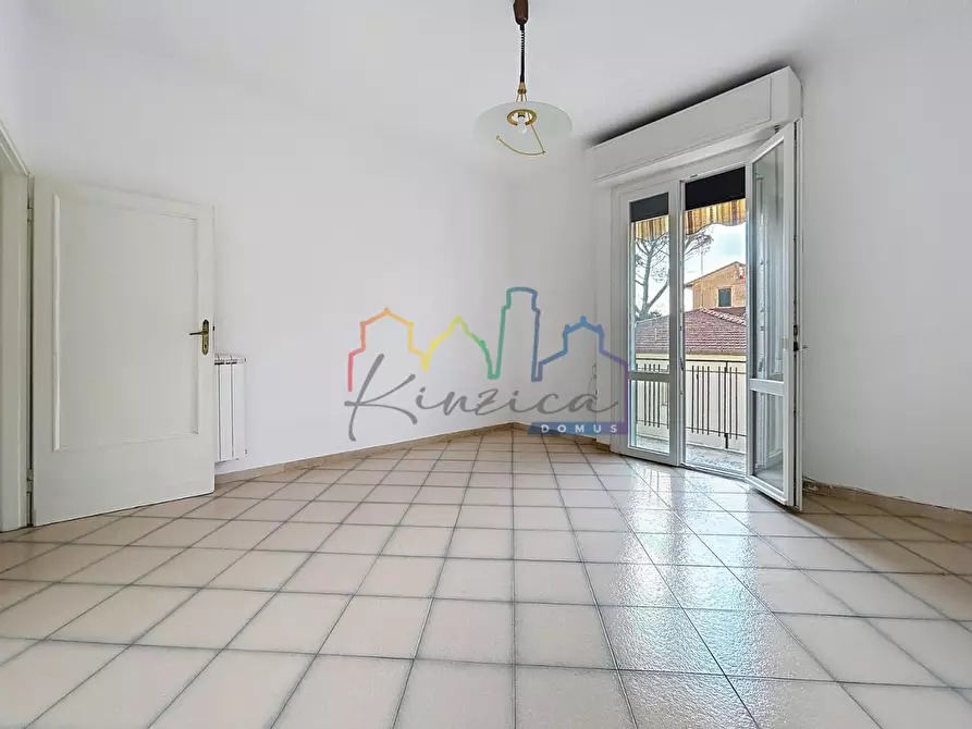 Immagine 11 di Appartamento in vendita  a Pisa