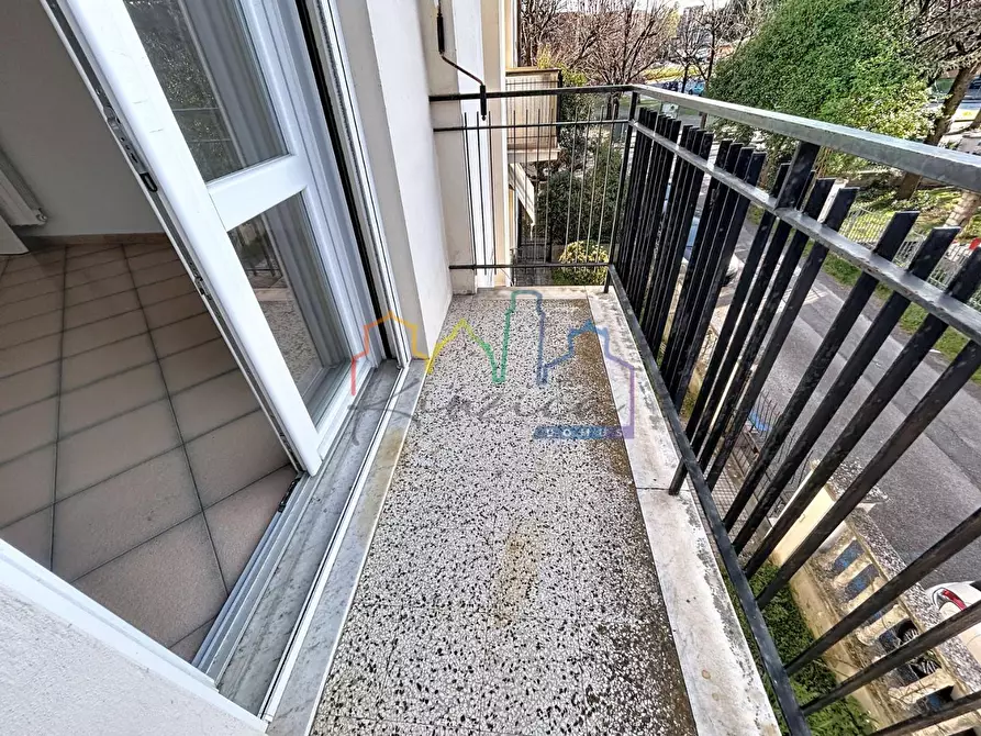 Immagine 12 di Appartamento in vendita  a Pisa