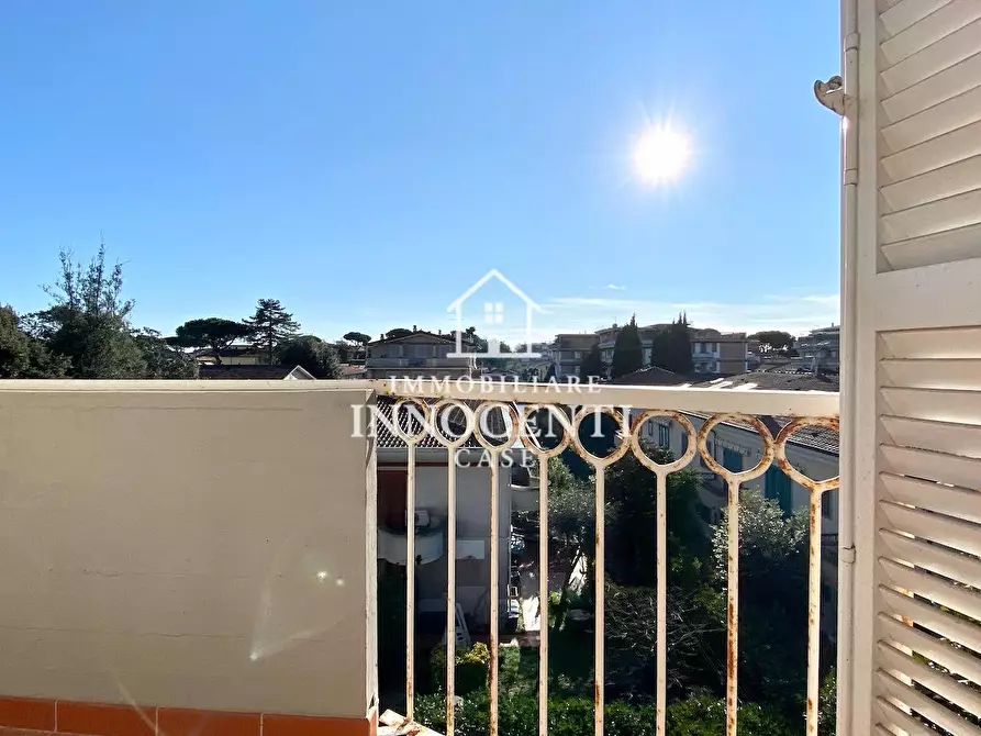 Immagine 23 di Appartamento in vendita  a Massa