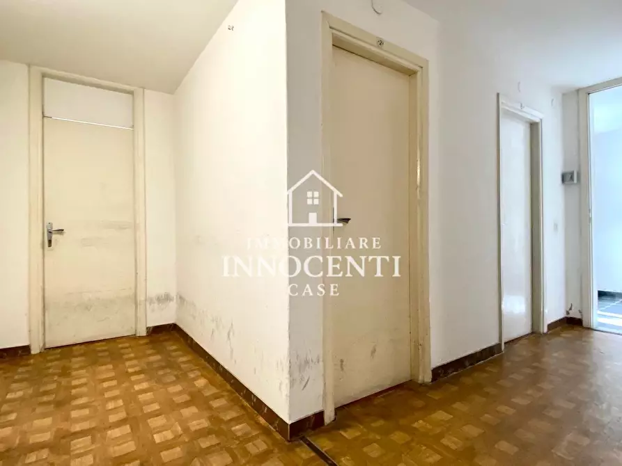 Immagine 28 di Appartamento in vendita  a Massa