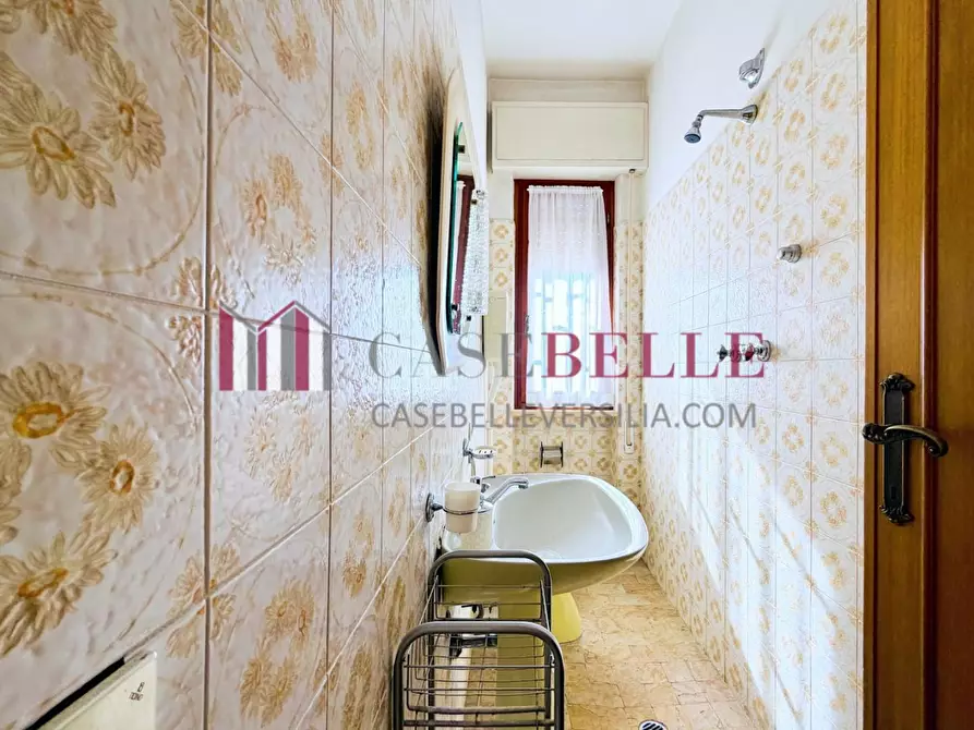 Immagine 13 di Casa semindipendente in affitto  a Camaiore