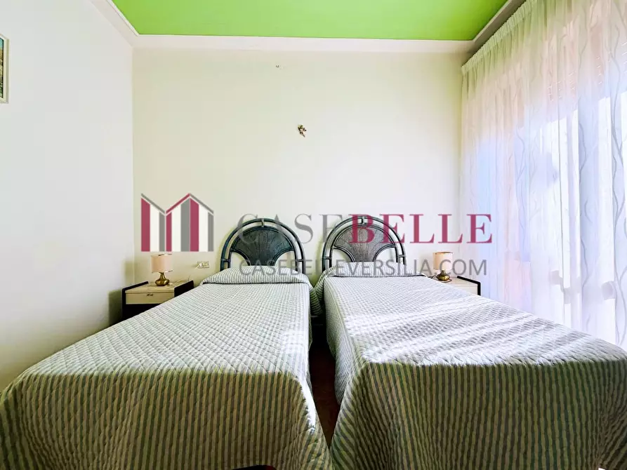 Immagine 19 di Casa semindipendente in affitto  a Camaiore