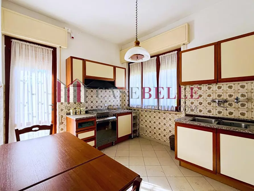 Immagine 7 di Casa semindipendente in affitto  a Camaiore