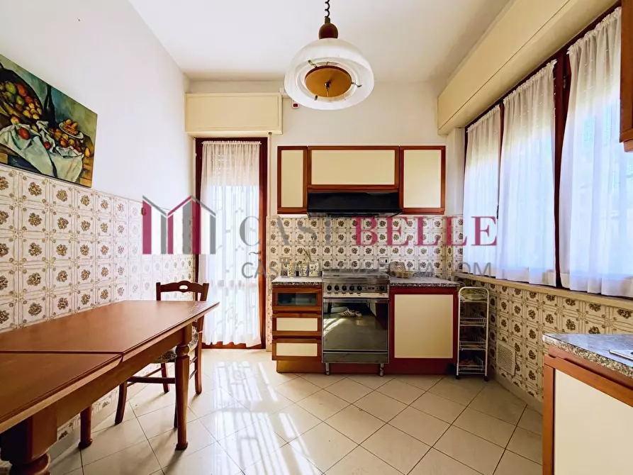 Immagine 8 di Casa semindipendente in affitto  a Camaiore