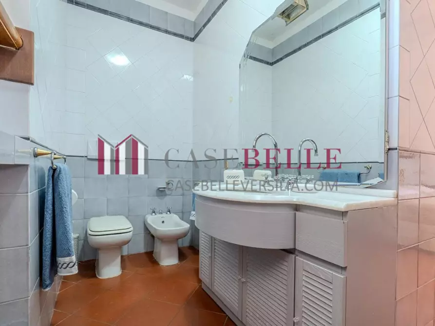 Immagine 27 di Villa in affitto  a Forte Dei Marmi