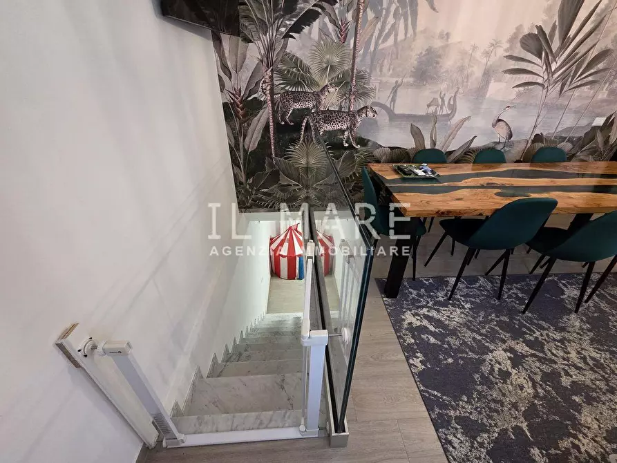 Immagine 18 di Appartamento in vendita  a Massa