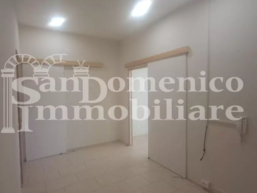 Immagine 3 di Laboratorio in vendita  a Vicopisano